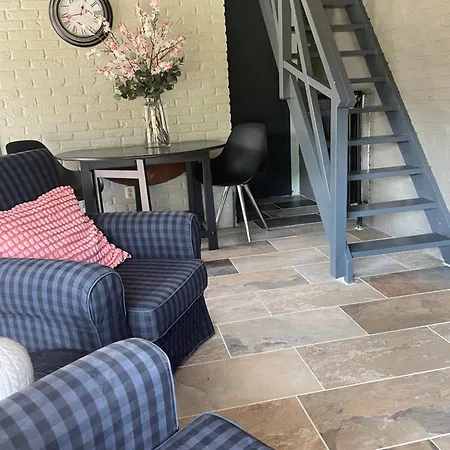 Nyaraló Heerlijk-huisje Zandschel